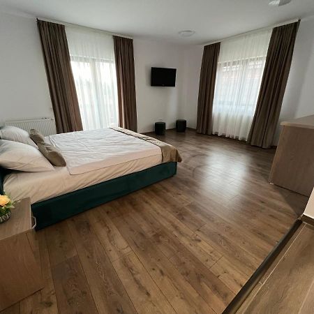 Aparthotel Plevnei 3 클루지나포카 외부 사진